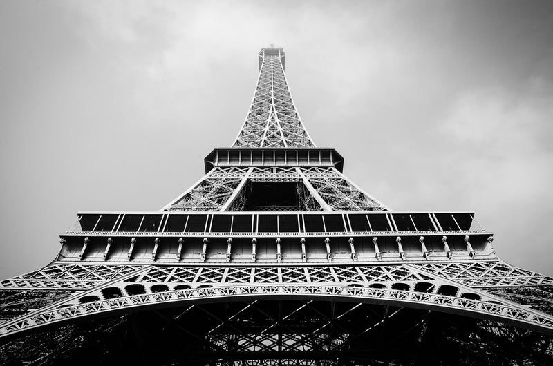 Fondo de pantalla de la Torre Eiffel en blanco y negro